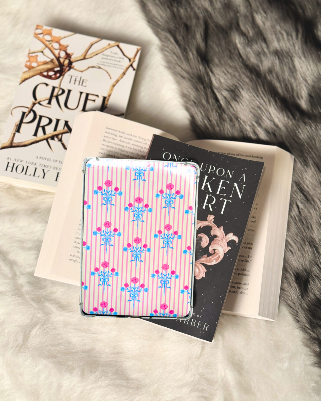 Vintage Striped Floral Kindle Insert