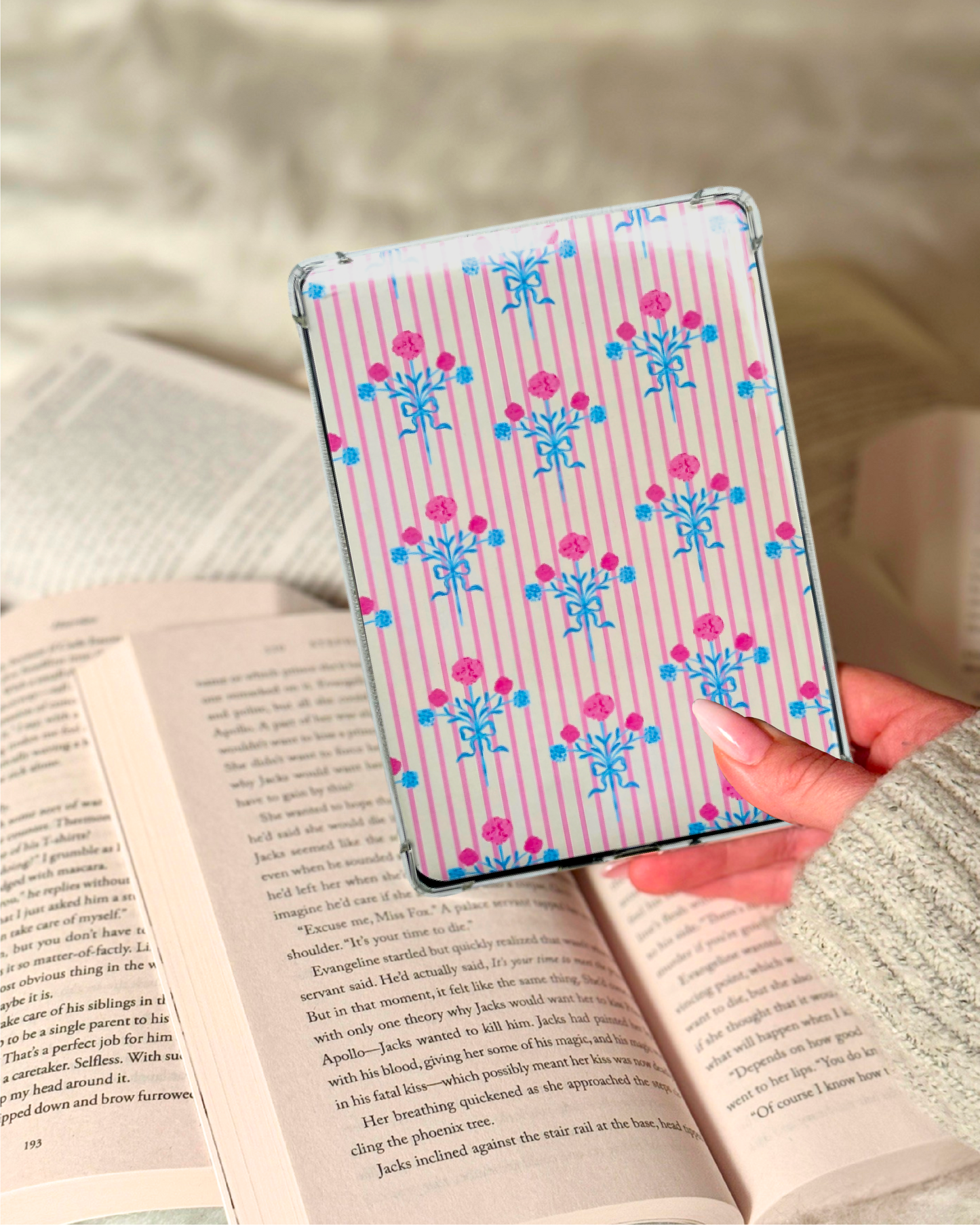 Vintage Striped Floral Kindle Insert